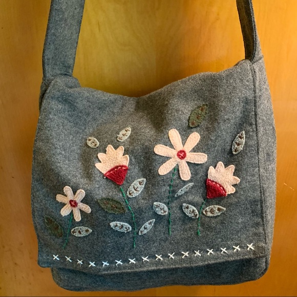 Vintage Wool Embroidered Handbag - Picture 2 of 6